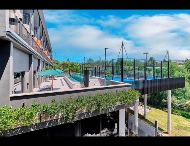 1 BEDROOM APARTMENT FOR SALE IN HYDE PARK